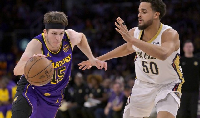 东契奇35+6詹姆斯27+8 里夫斯30分湖人击退鹈鹕