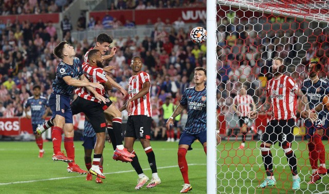 里尔交锋优势明显，布伦特福德主场表现不佳，维拉中场悍将成功复出