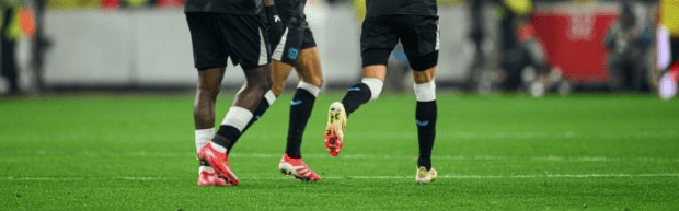 德甲第26轮：弗林蓬传射，希克补时绝杀，药厂4-3逆转