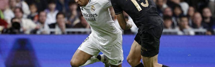 皇马1-2爆冷被绝杀，西甲最新积分榜出炉：巴萨赢球=6分领跑！