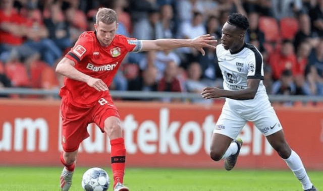 勒沃库森保持留力德甲，柏林联合难攻易守