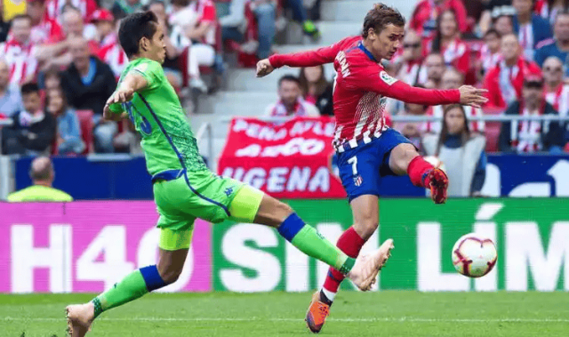 西甲德比：贝蒂斯主场斗法塞维利亚，欧战与保级之争白热化