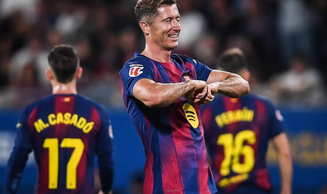 巴萨的困境与弗里克的“第二年魔咒”：真相还是迷信？