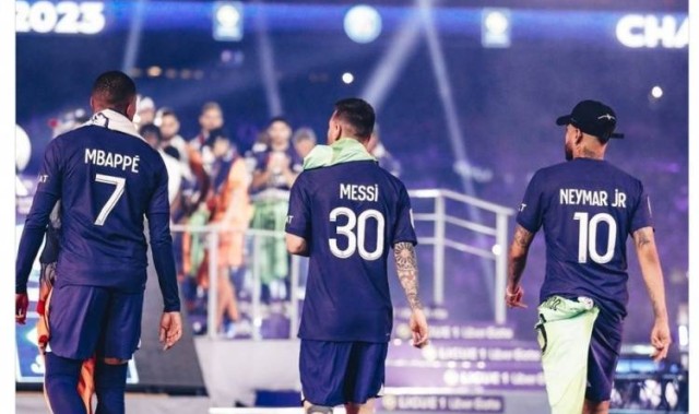 梅西将对阵旧主！法甲官方晒昔日巴黎三叉戟合照