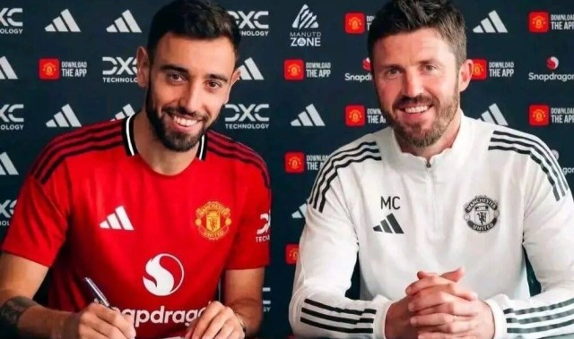 亏8500万也要留！曼联最后的狂赌，B费一年后真的会走吗？