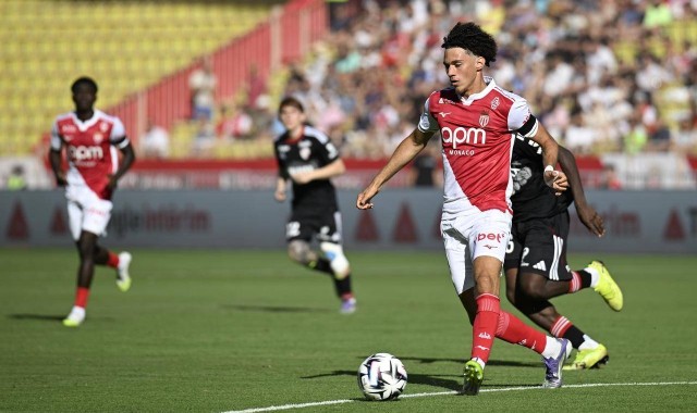 3-2，30岁日本球星力挽狂澜：96分钟绝杀，助法甲第8掀翻法甲第4