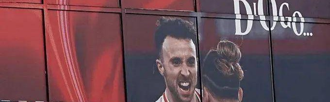 5个泪目瞬间！利物浦这波操作让全网破防，这才是真豪门的温度