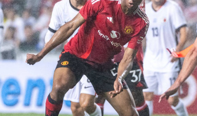 曼联香港行口碑雪崩！主办方罕见开炮：水平太次，票房都卖不完！