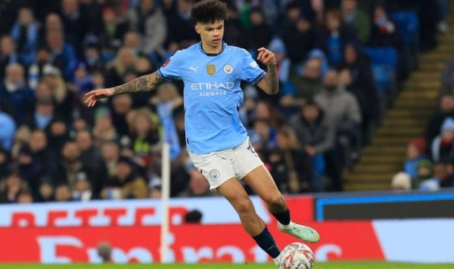 瓜迪奥拉后悔了！曼城小将14分钟征服欧冠名帅：应该给年轻人机会