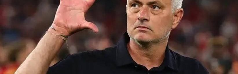 波尔图7连胜领跑，穆帅争冠路艰难