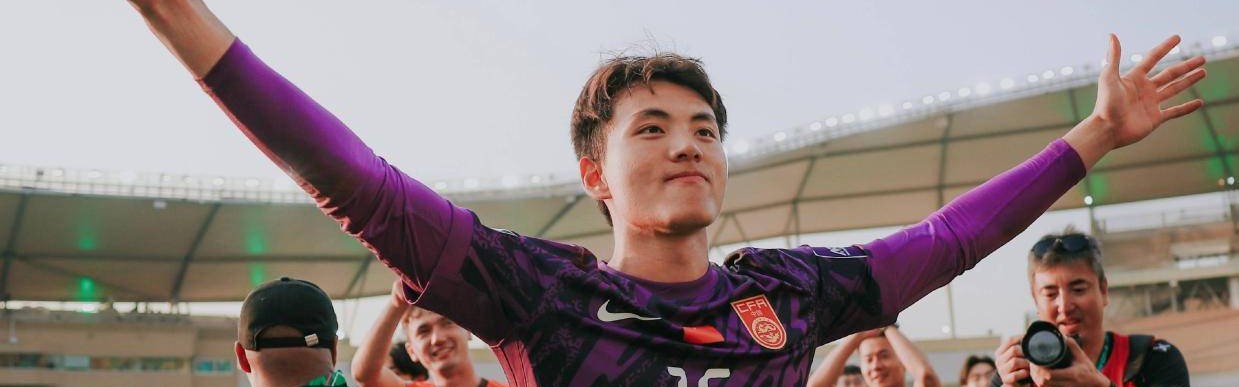 李昊引中超豪门哄抢！三支球队欲出手，身价2000万，切尔西也在关注！