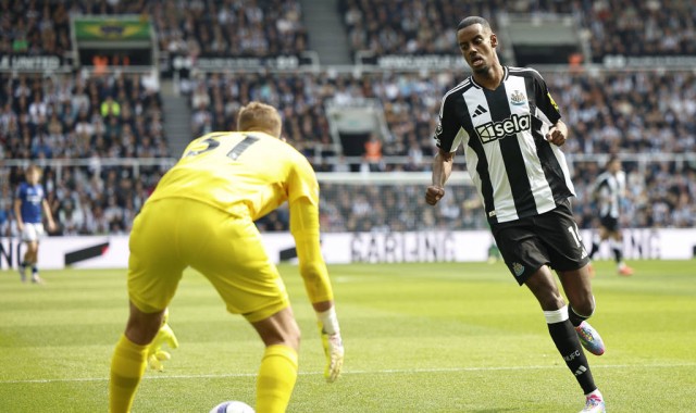 转会市场风云再起：利物浦为伊萨克设限，罗德里戈面临最后通牒