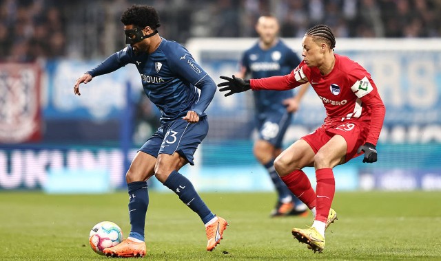 周日025法甲焦点战：洛里昂主场力克布雷斯特，2-1奏响胜利凯歌