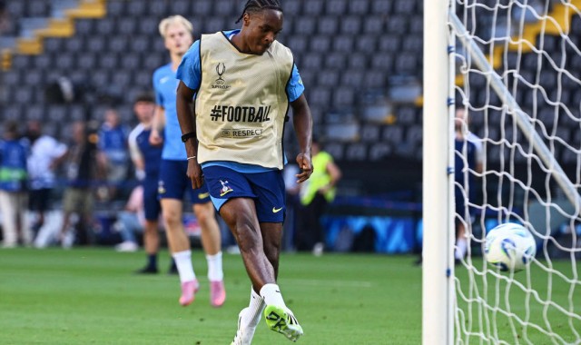 热刺3000万新援为何无缘欧冠？背后故事让人唏嘘