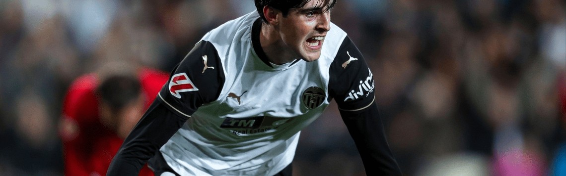 掀翻皇马后再胜！1-0，西甲第14取3连胜，21岁西班牙新星惊艳破门