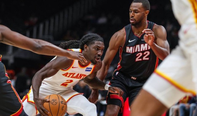 季前赛-托平26+9阿德巴约伤退 老鹰加时胜热火