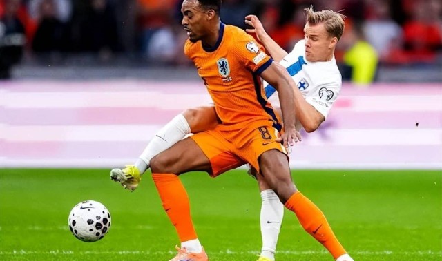 英超双红会赛前，斯洛特透露利好消息，两员大将及时复出战曼联