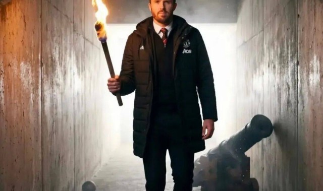 计划有变开始争三！曼联赢水晶宫就超维拉，卡里克暗示谢什科首发