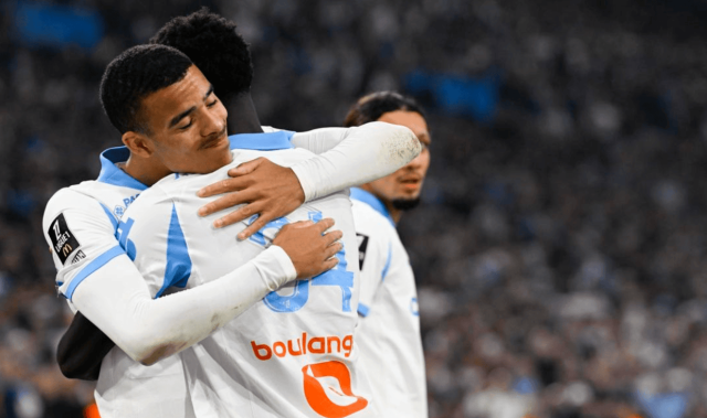 一场6-2，让法甲变天，榜首易主，曼联弃将踢疯了：轰入4球